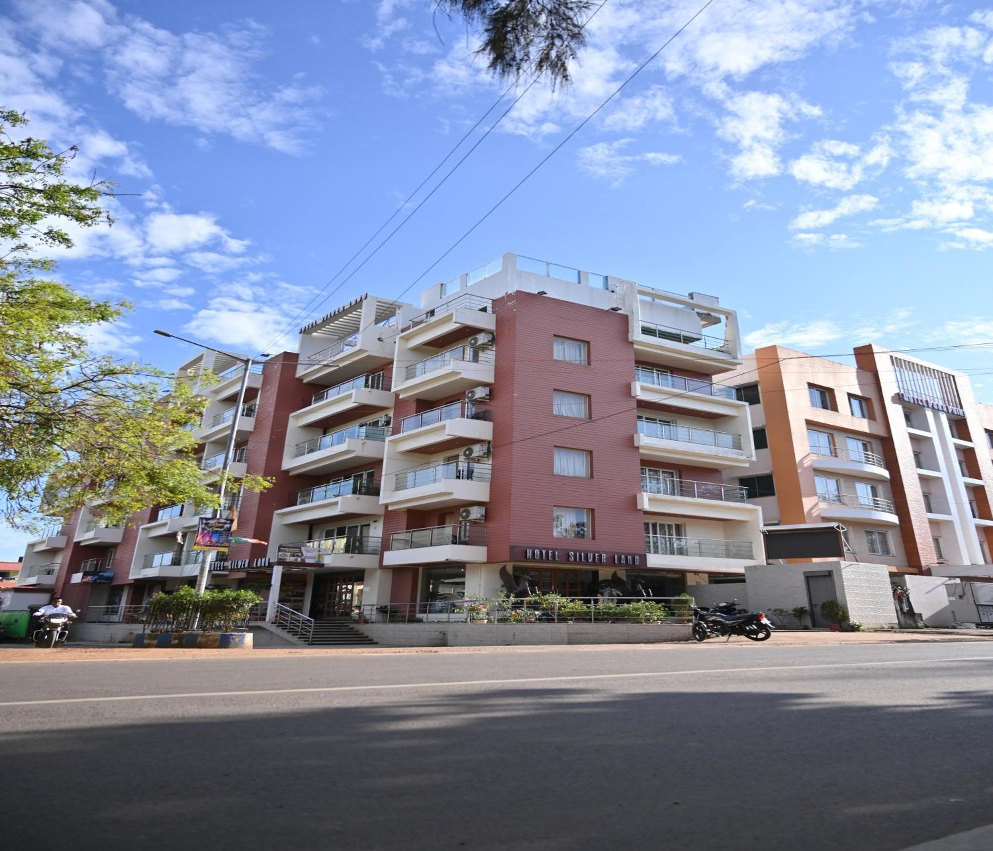 Hotel Silver Land New Digha With Rooftop Pool Kültér fotó