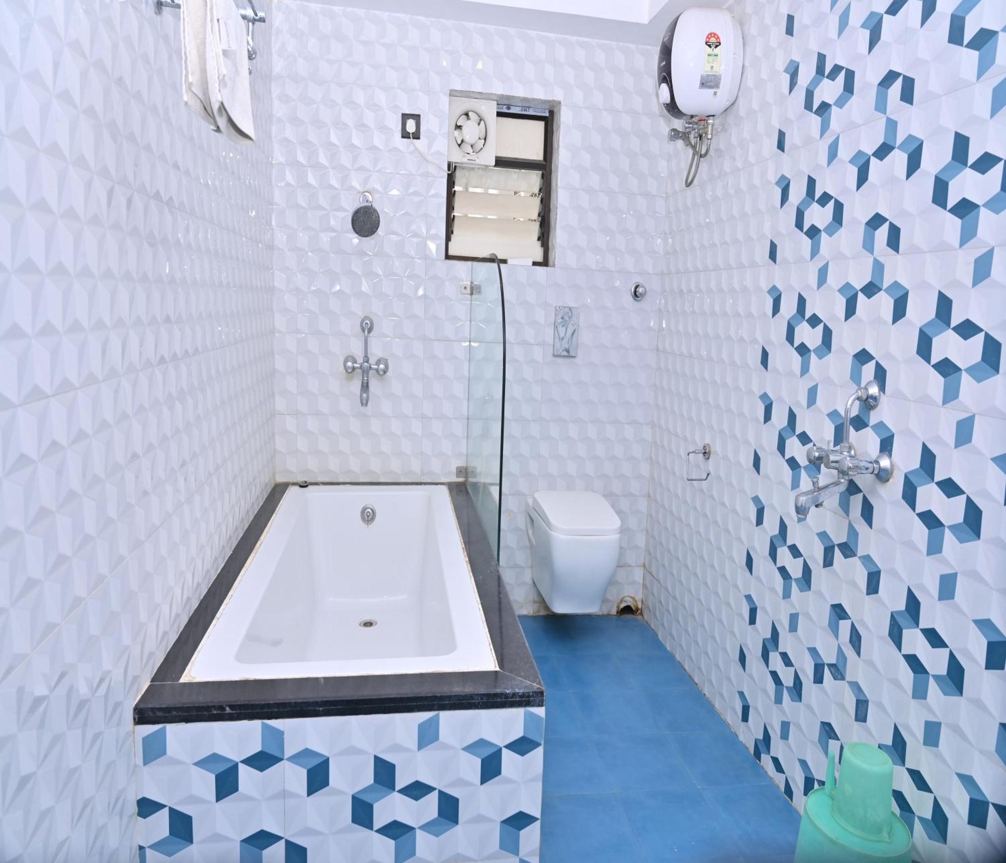 Hotel Silver Land New Digha With Rooftop Pool Kültér fotó