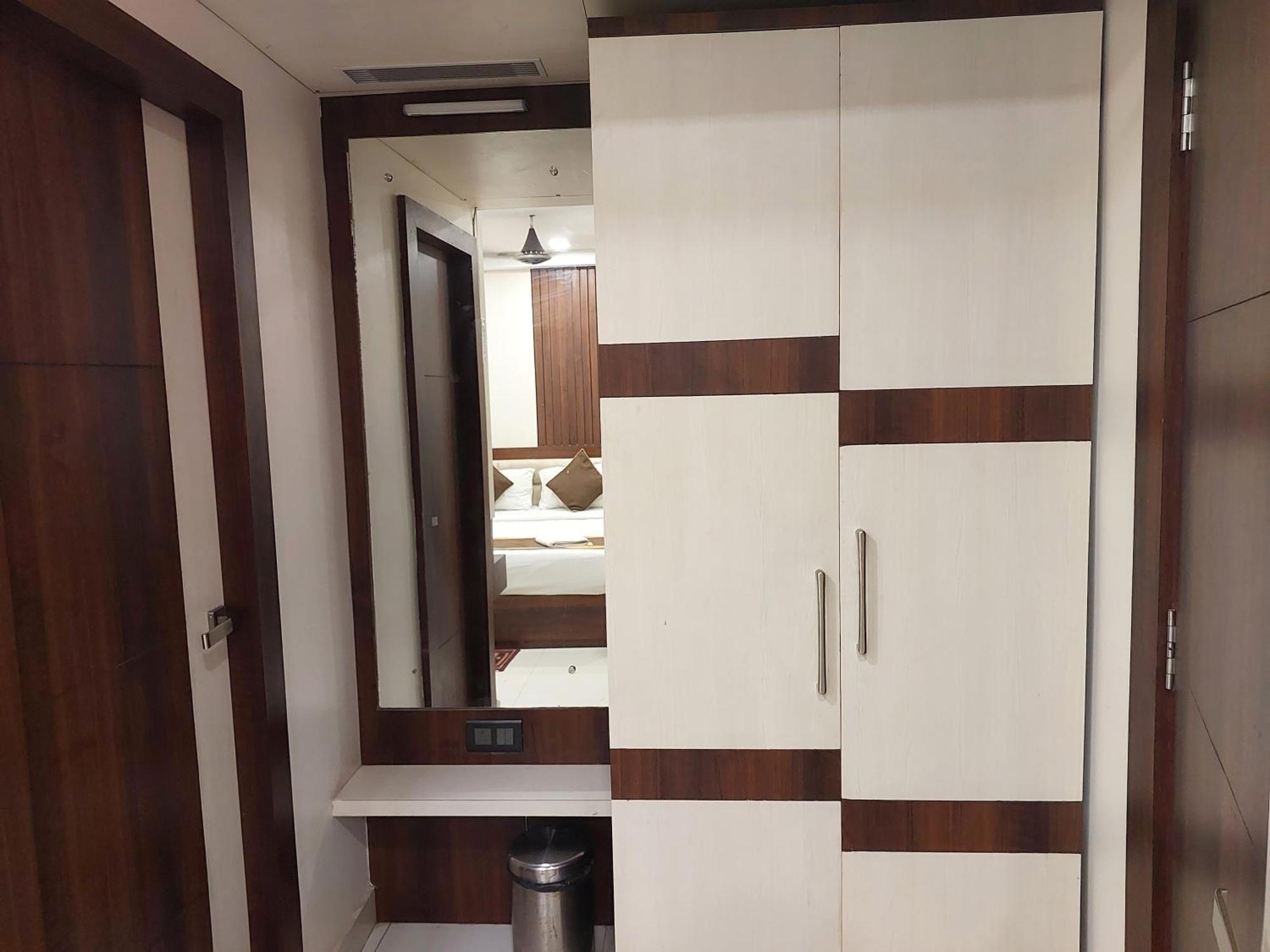 Hotel Silver Land New Digha With Rooftop Pool Kültér fotó