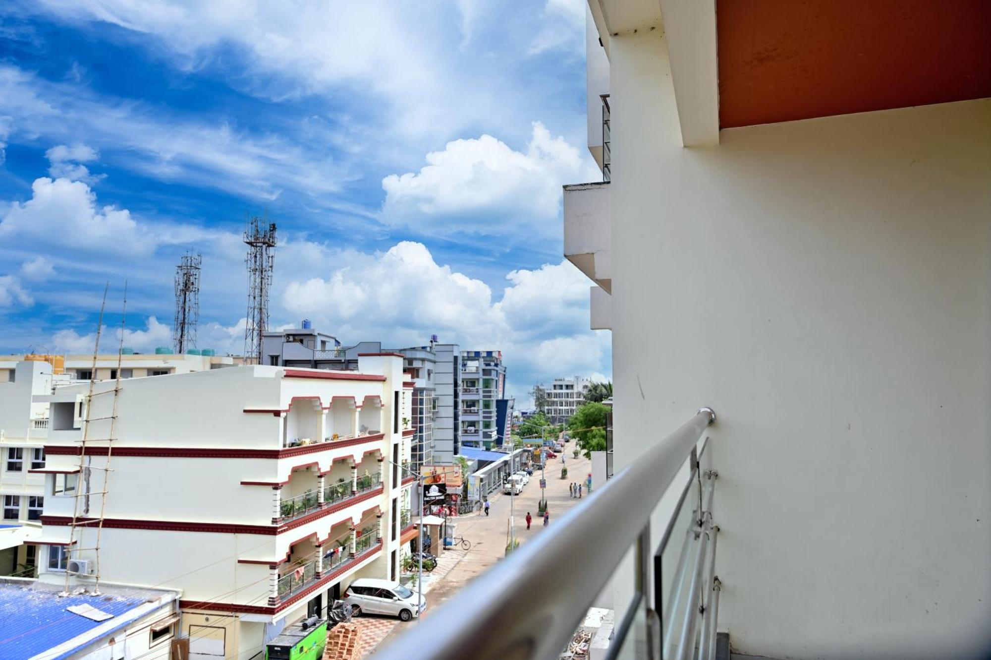 Hotel Silver Land New Digha With Rooftop Pool Kültér fotó