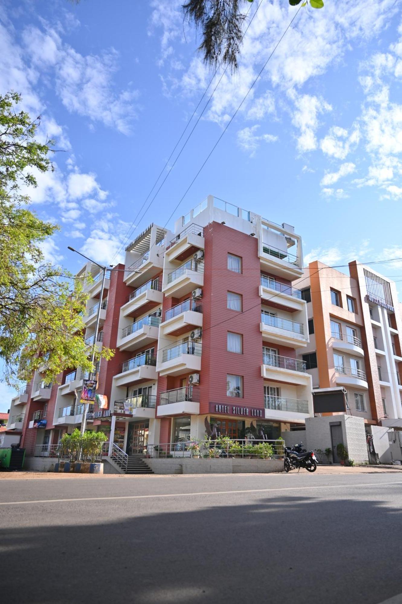 Hotel Silver Land New Digha With Rooftop Pool Kültér fotó